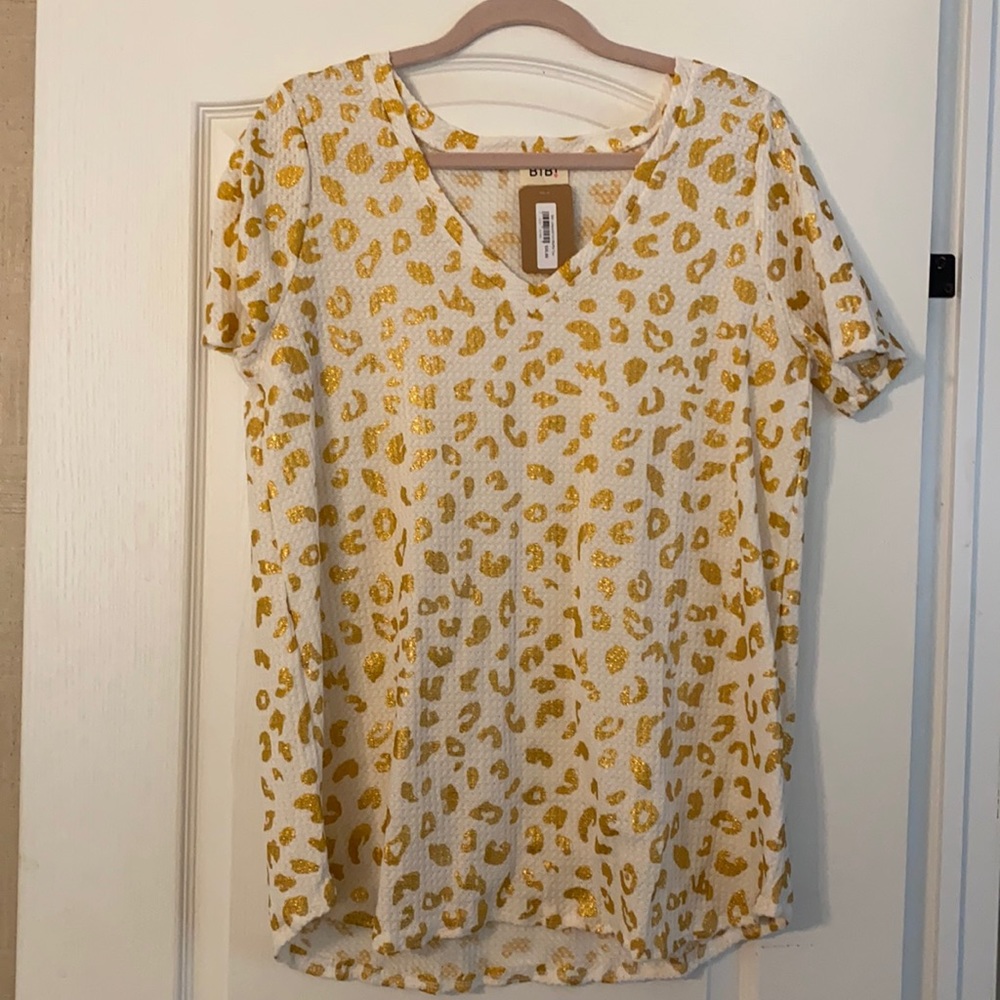 BIBI boutique leopard top